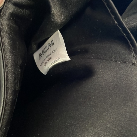 Authentic MCM unisex book bag - Picture 8 of 9